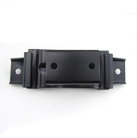 ENGINE MOUNTING INSULATOR