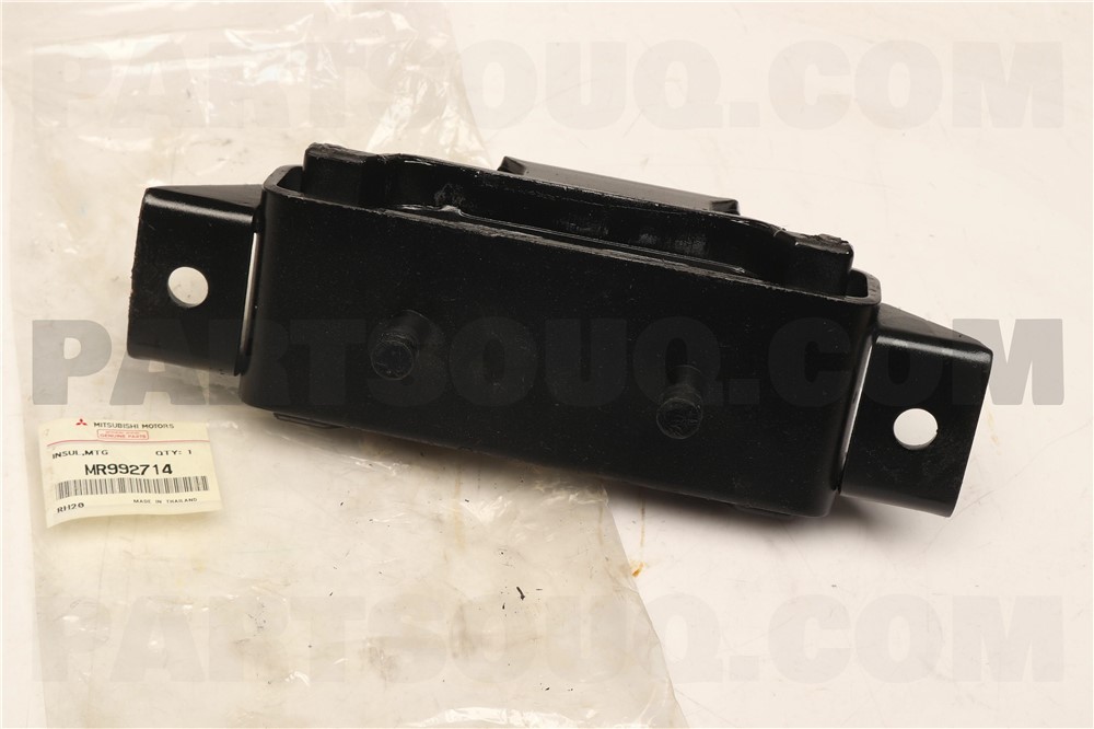 ENGINE MOUNTING INSULATOR
