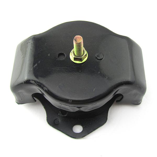ENGINE MOUNTING INSULATOR