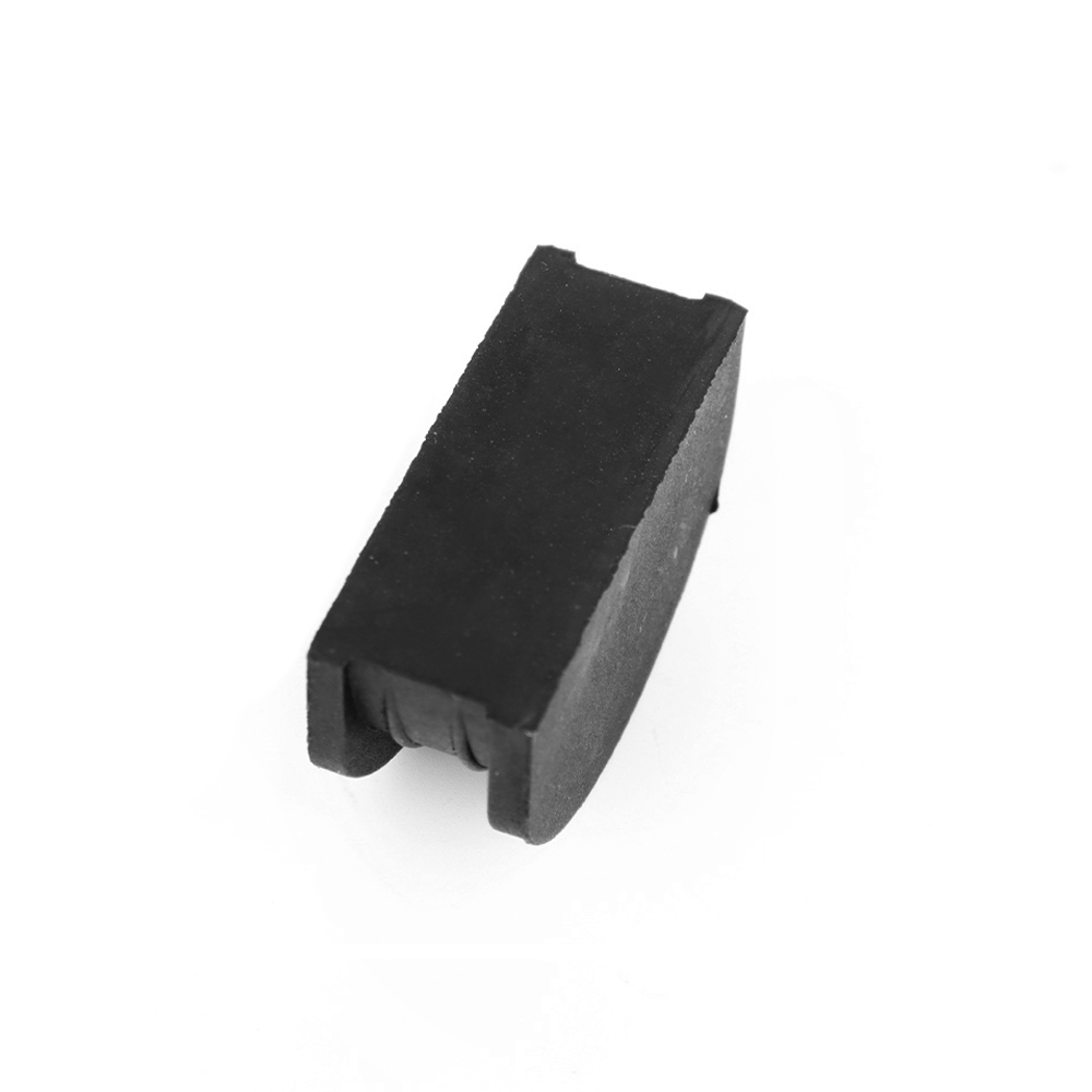 ENGINE OIL SEAL