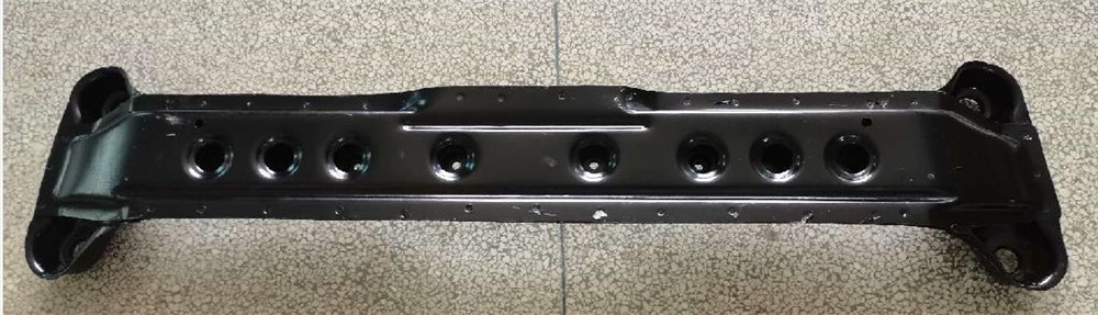 AXLE CROSSMEMBER