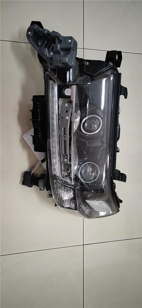 HEADLAMP