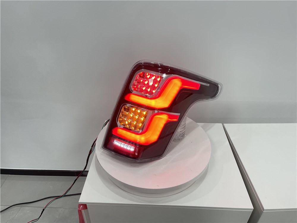 TAIL LAMP