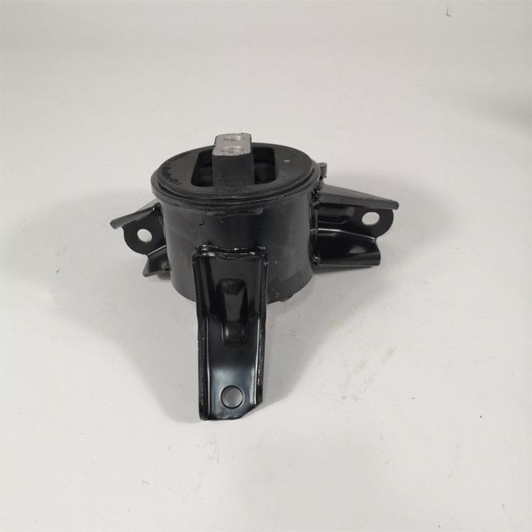ENGINE MOUNTING