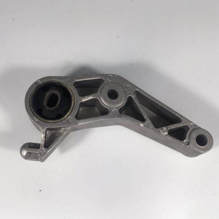 ENGINE MOUNTING