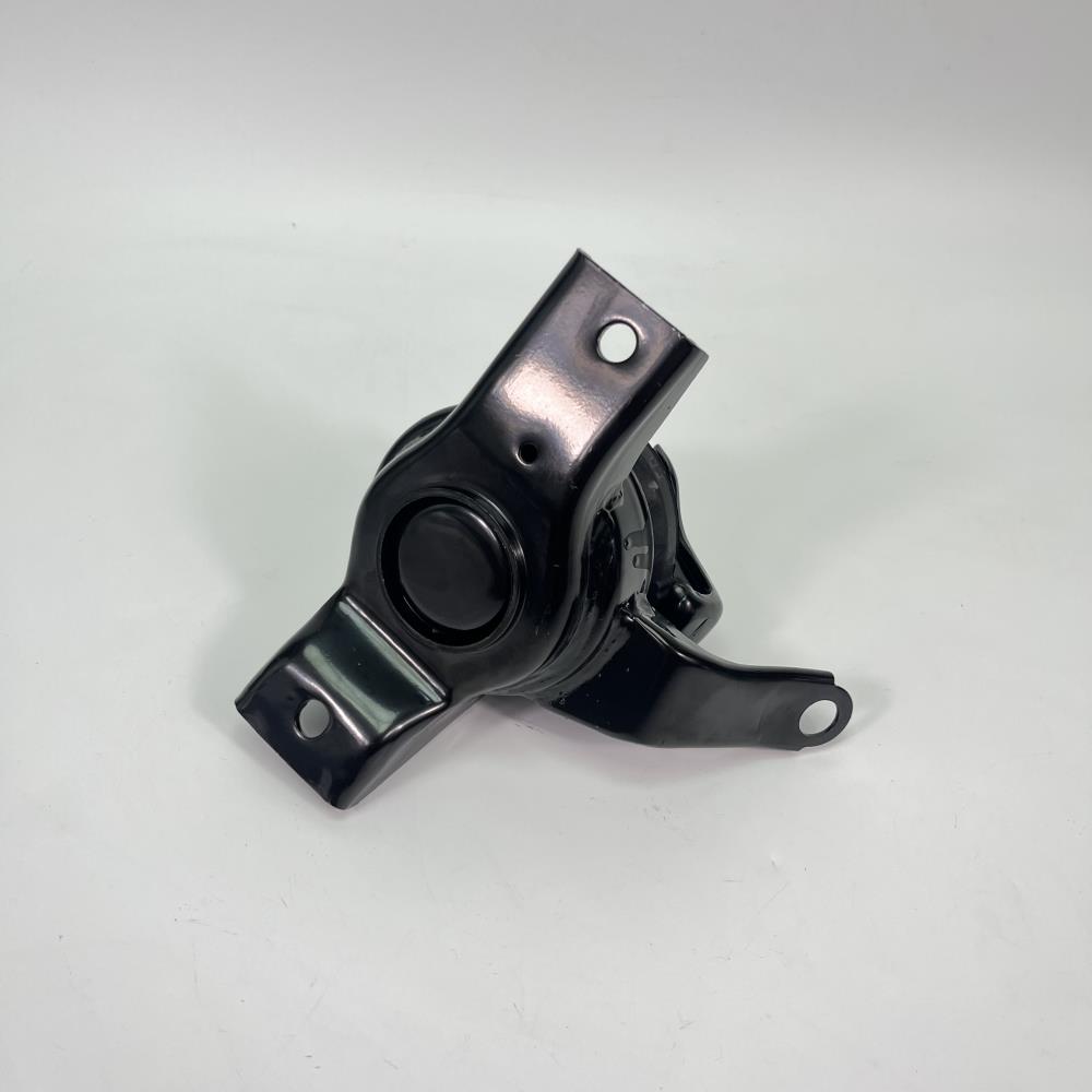 ENGINE MOUNTING