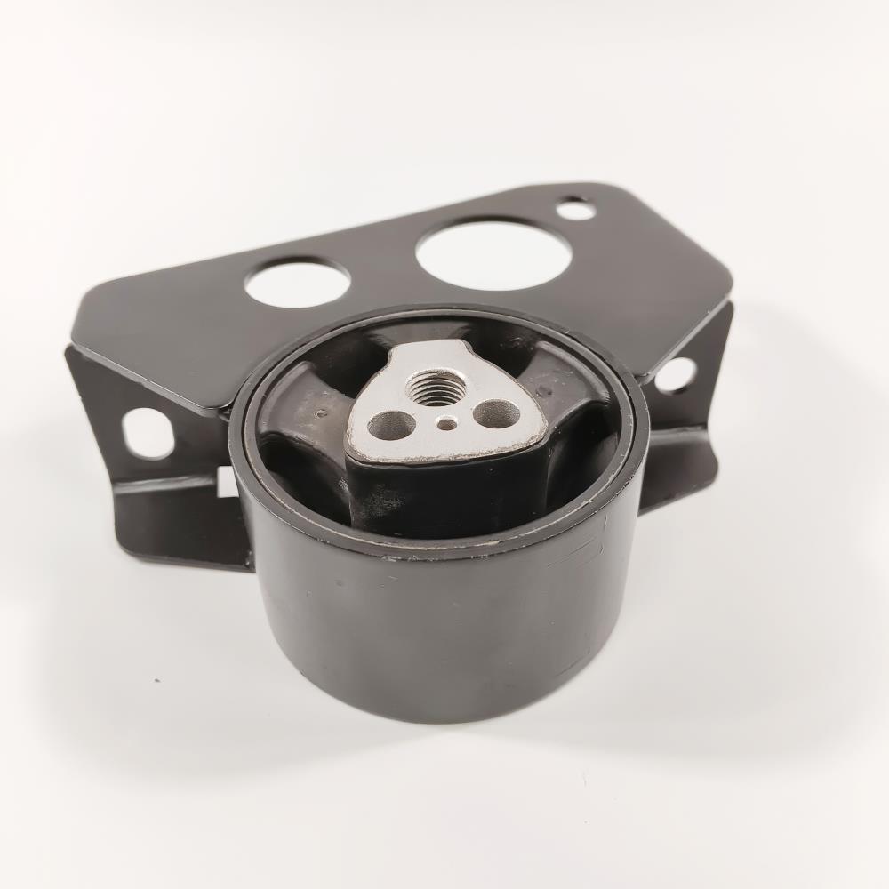 ENGINE MOUNTING