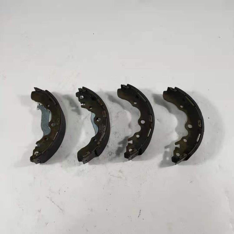 BRAKE SHOES