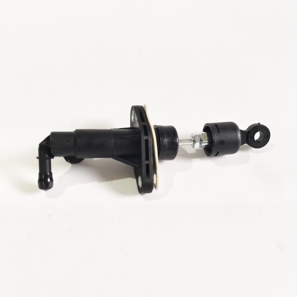 CLUTCH MASTER CYLINDER