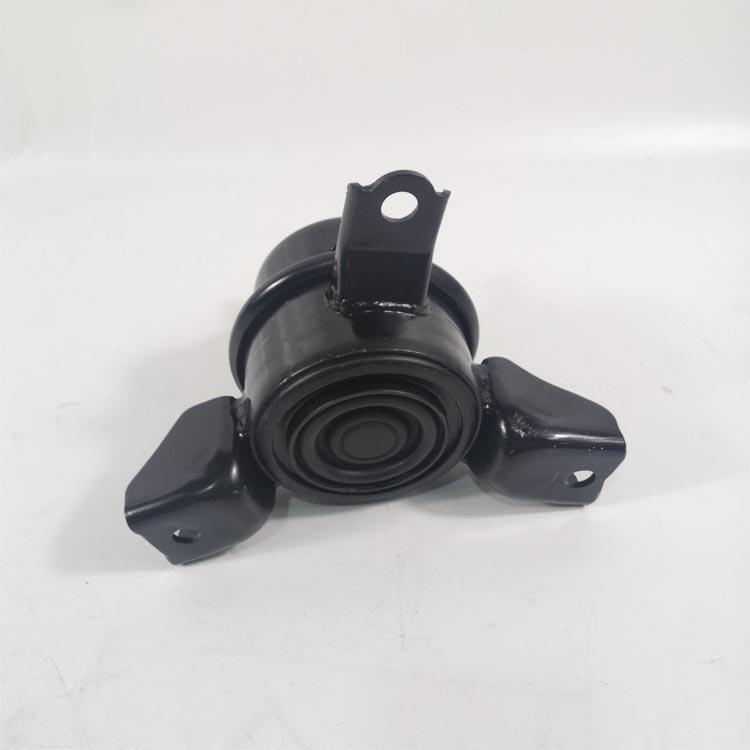 ENGINE MOUNTING
