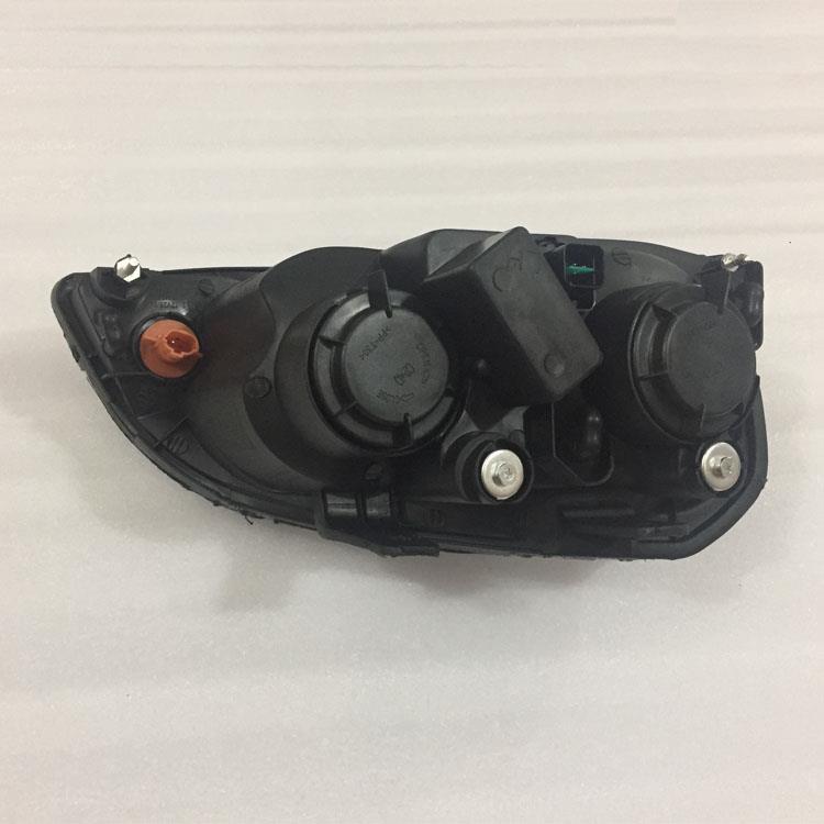 HEAD LAMP