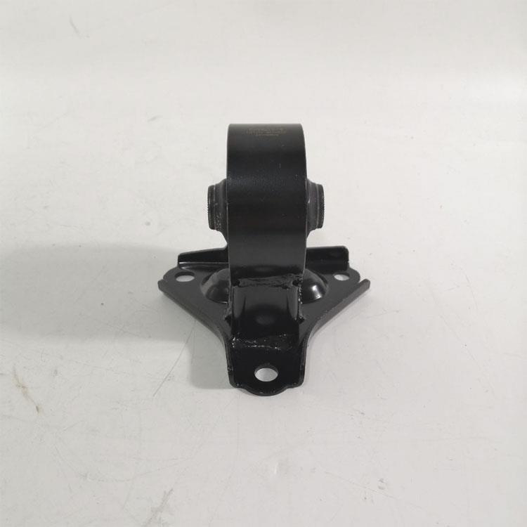 ENGINE MOUNTING