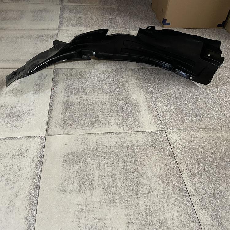 LINER A-FENDER