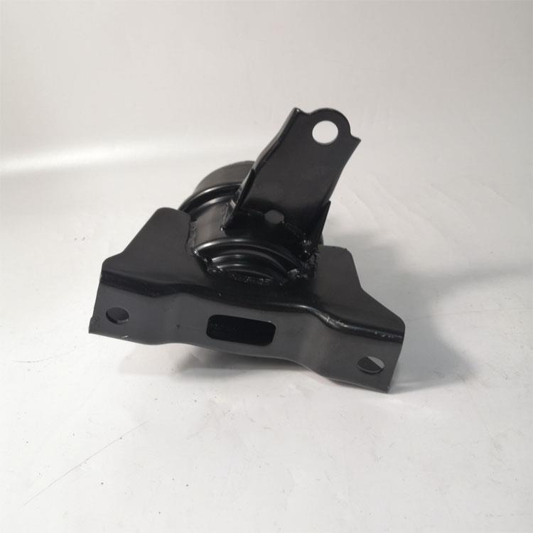 ENGINE MOUNTING