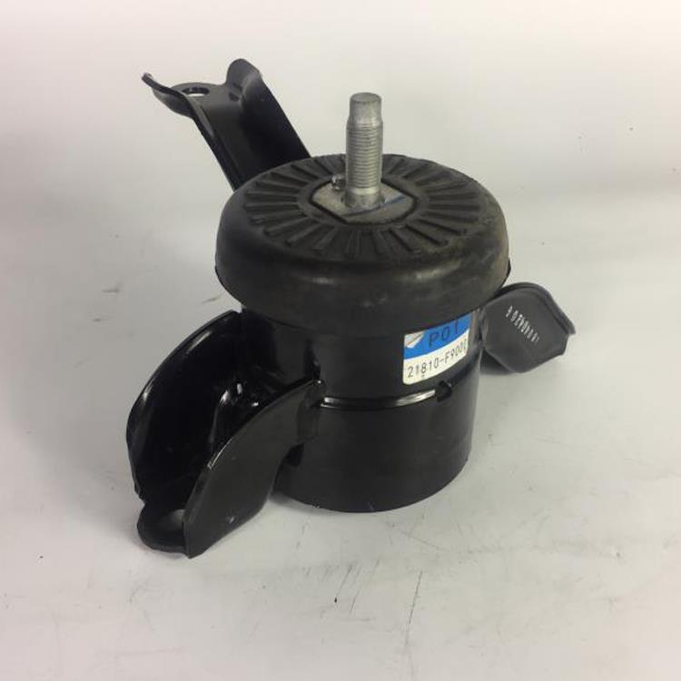 ENGINE MOUNTING