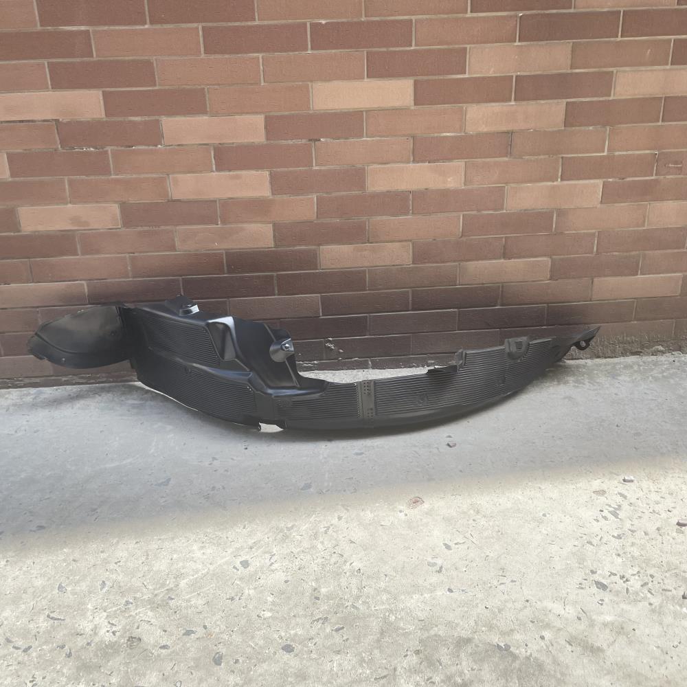 LINER A-FENDER
