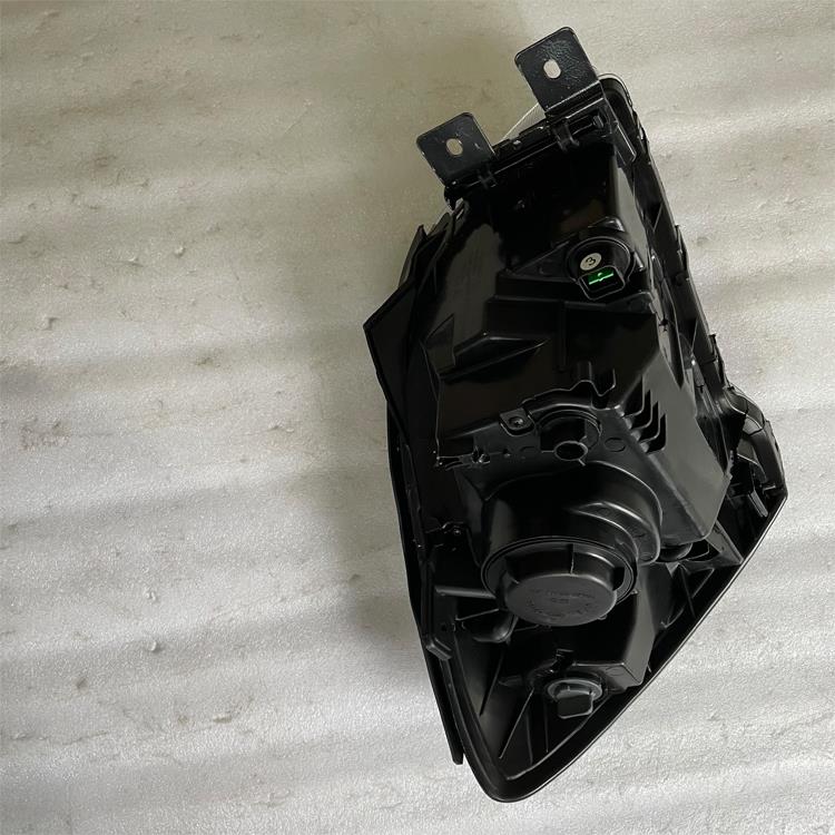 HEAD LAMP