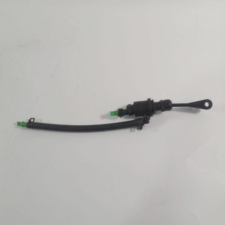 CLUTCH MASTER CYLINDER