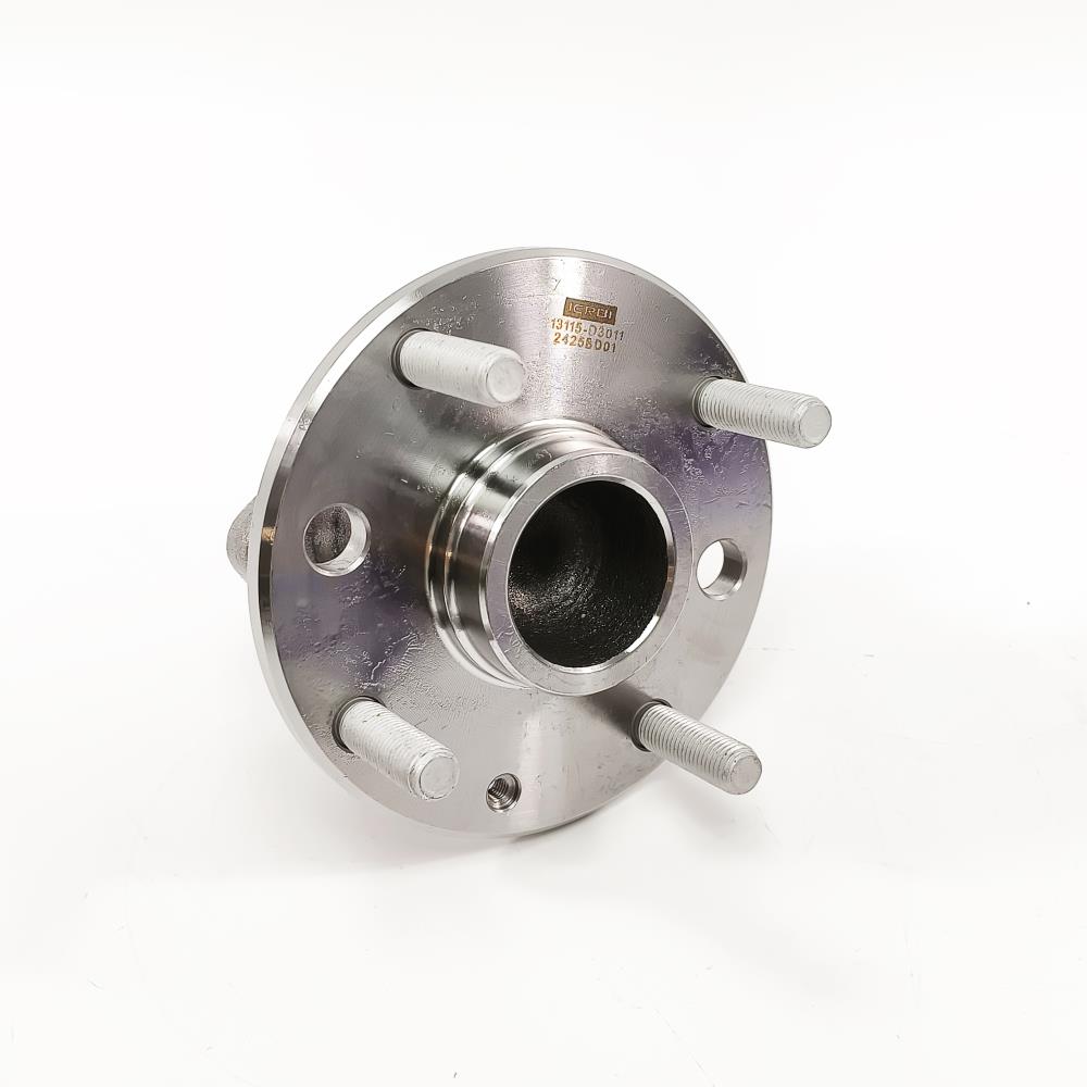 WHEEL HUB