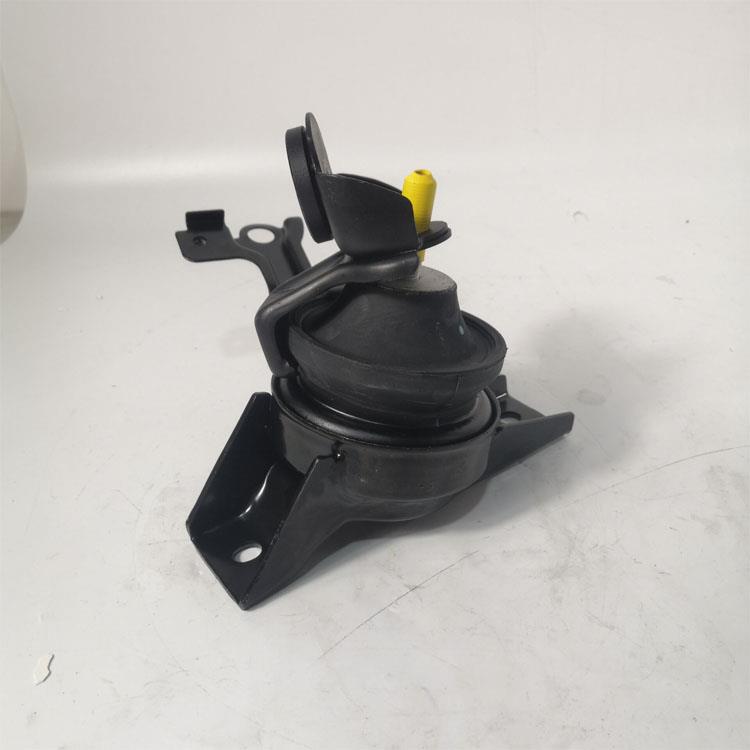 ENGINE MOUNTING