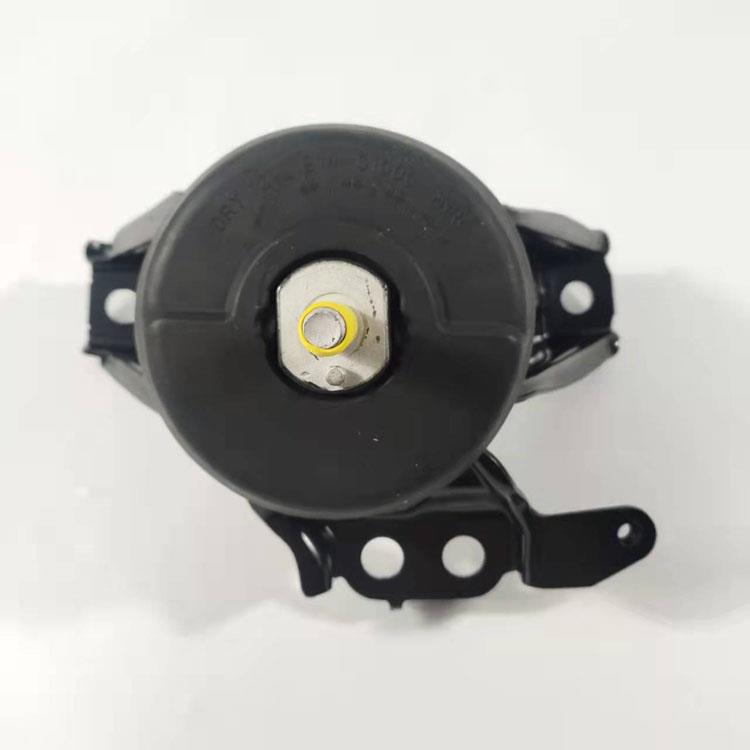 ENGINE MOUNTING