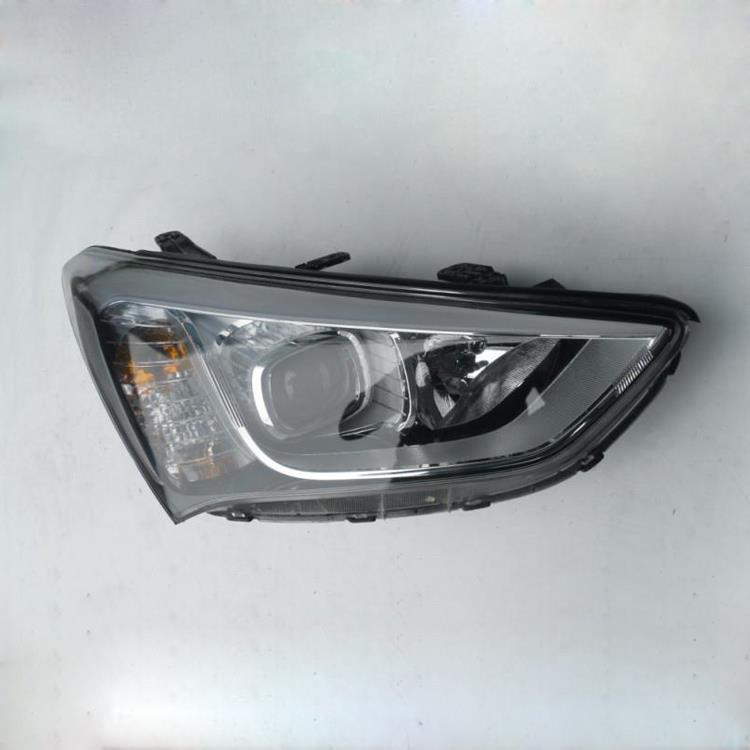 HEAD LAMP