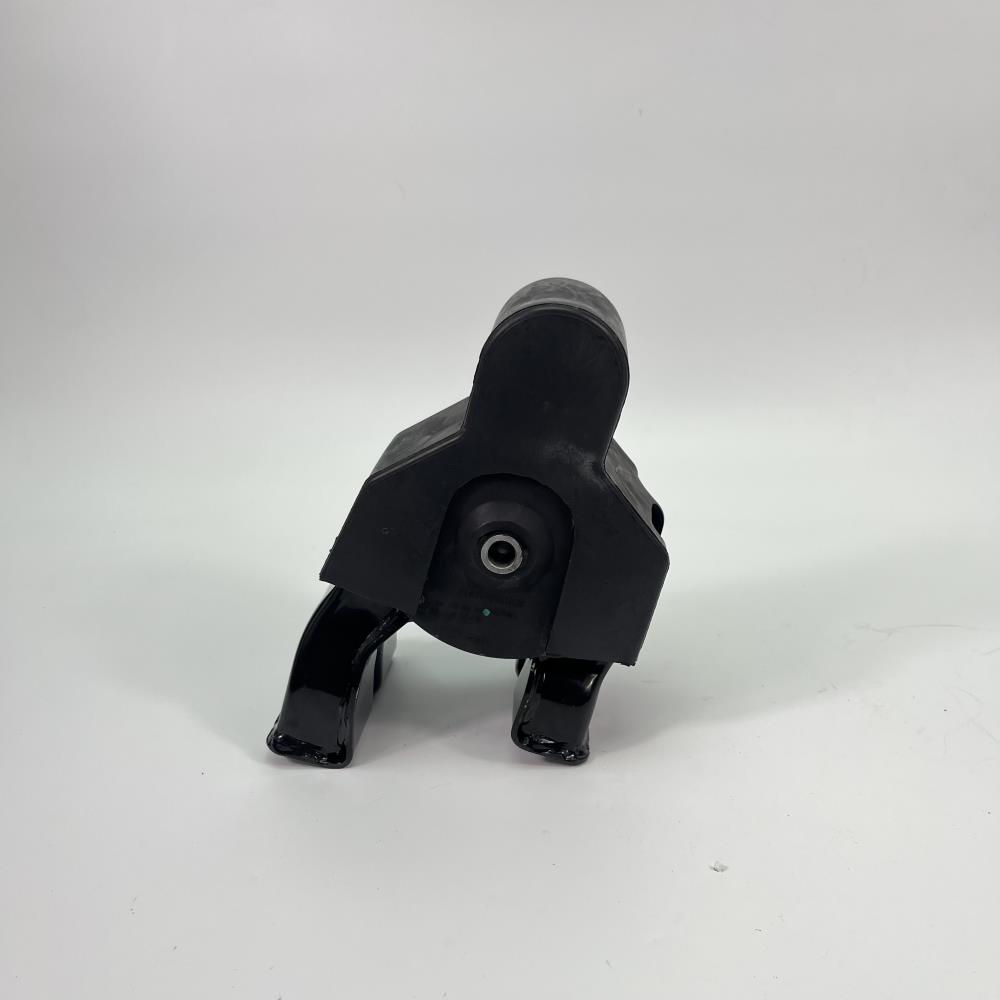 ENGINE MOUNTING