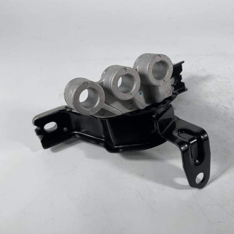 ENGINE MOUNTING
