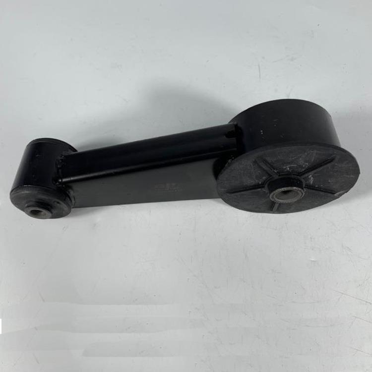 ENGINE MOUNTING