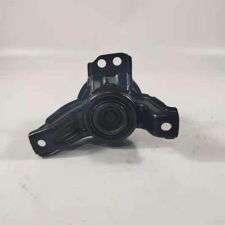 ENGINE MOUNTING