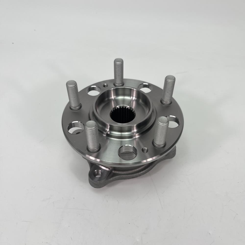 WHEEL HUB