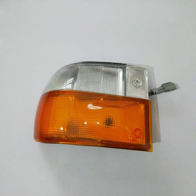 CORNER LAMP