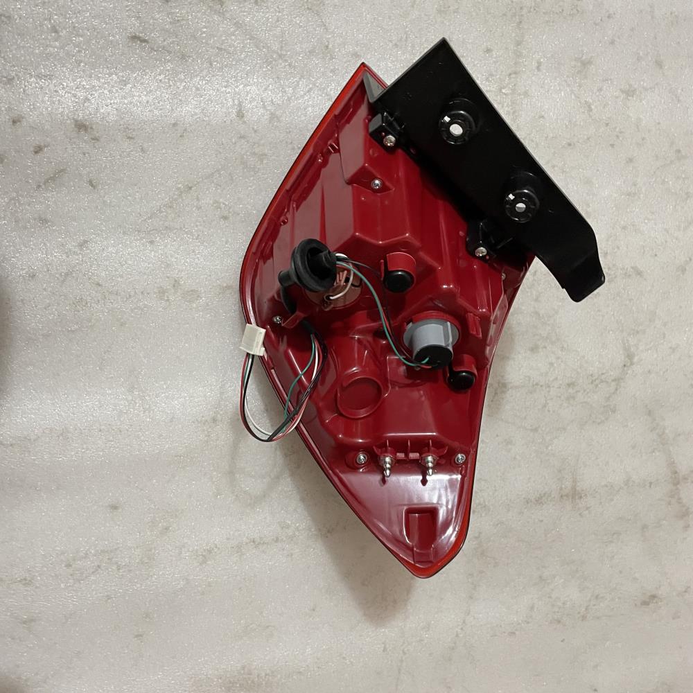 TAIL LAMP