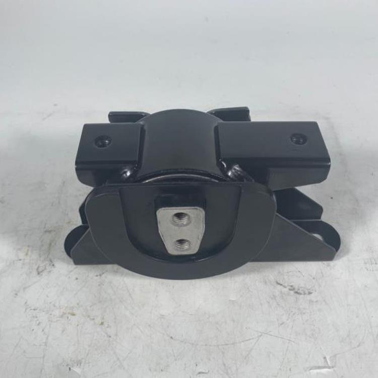 ENGINE MOUNTING