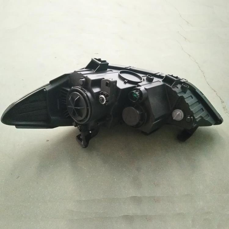 HEAD LAMP