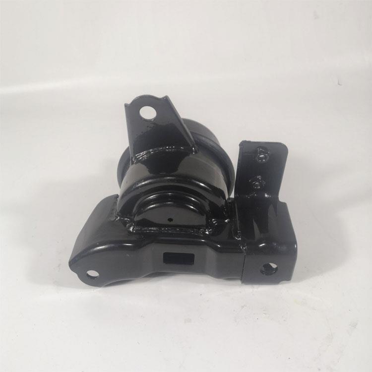 ENGINE MOUNTING