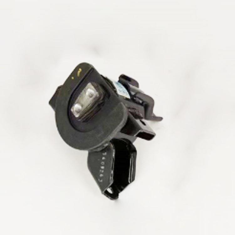 ENGINE MOUNTING