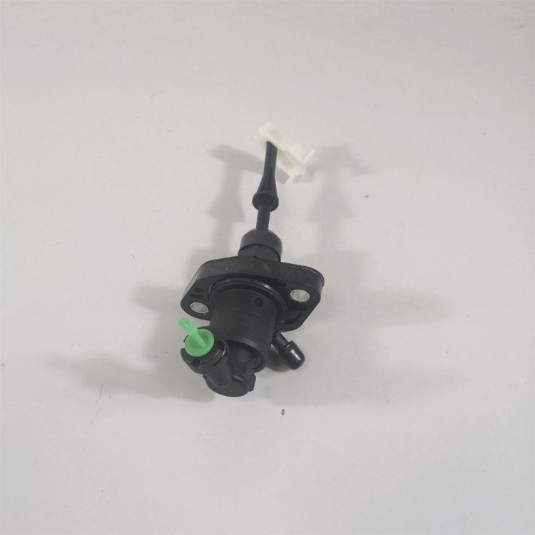 CLUTCH MASTER CYLINDER