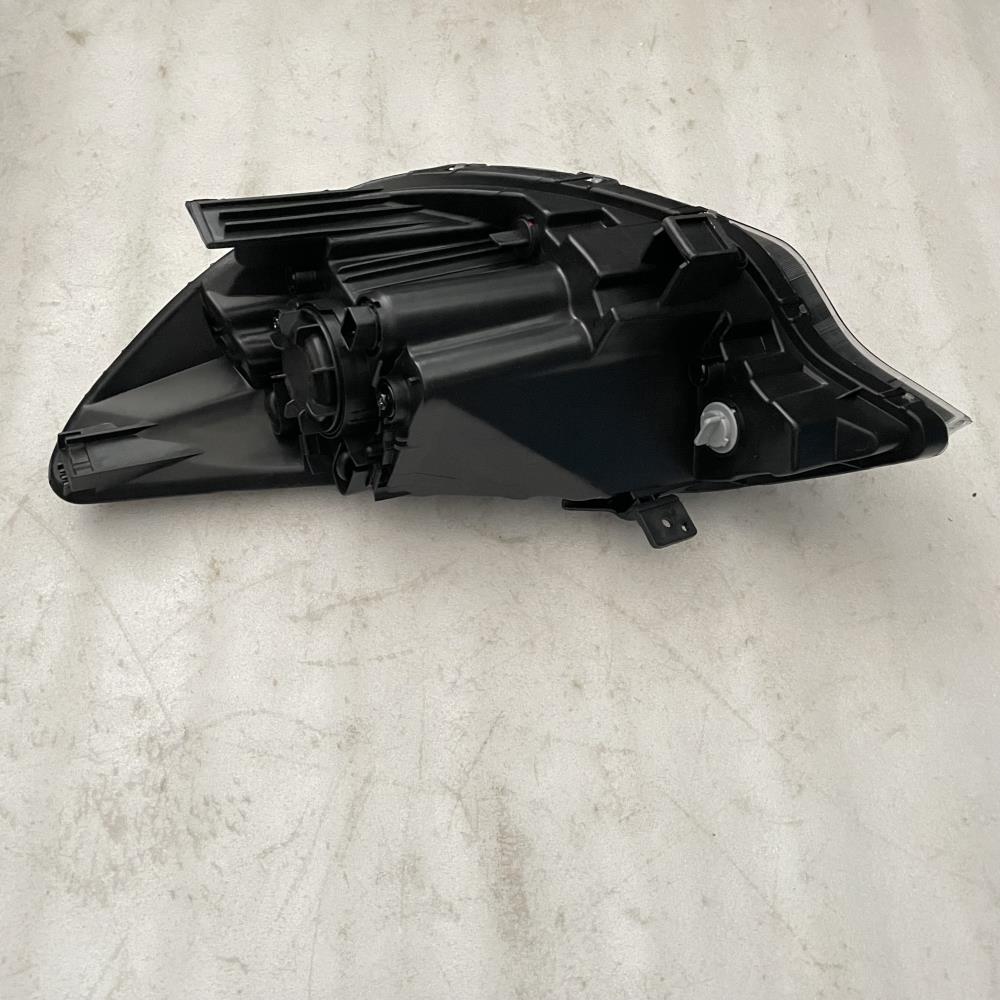 HEAD LAMP