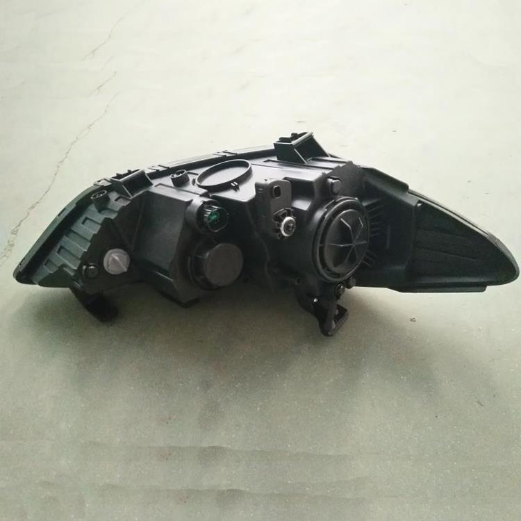 HEAD LAMP