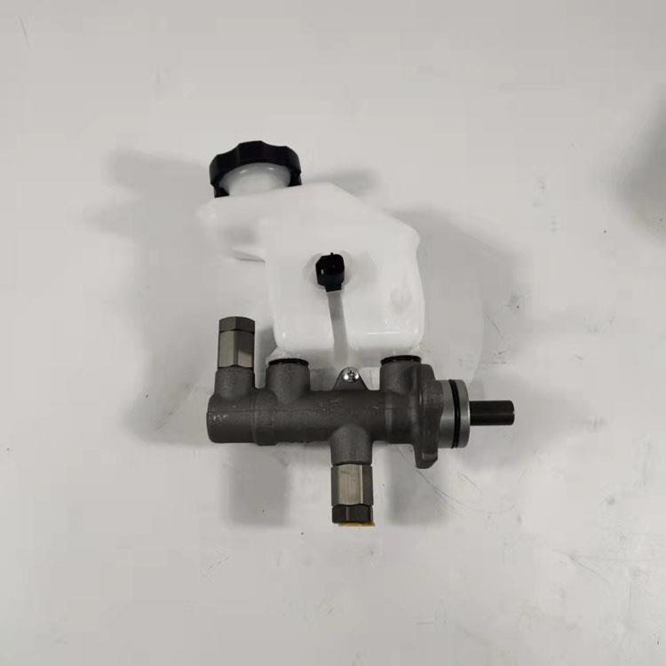BRAKE MASTER CYLINDER