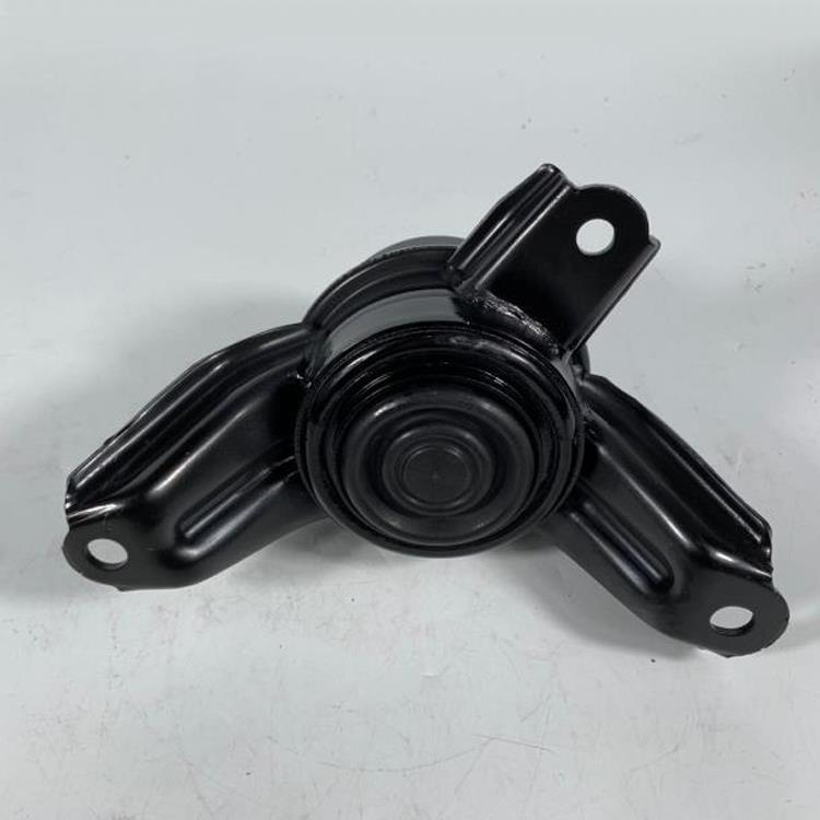 ENGINE MOUNTING