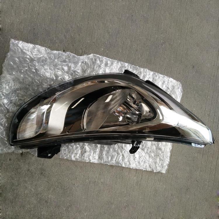 HEAD LAMP