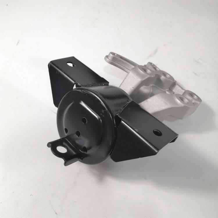 ENGINE MOUNTING