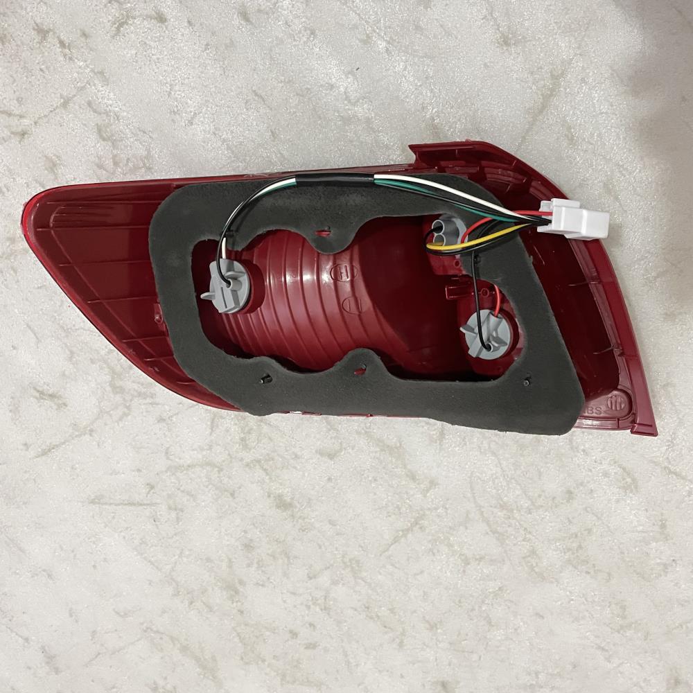 TAIL LAMP