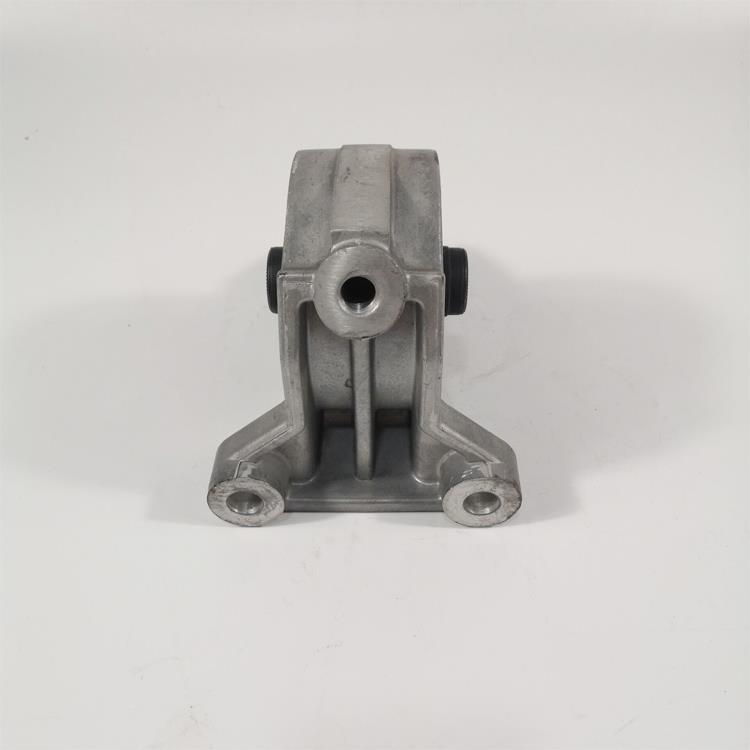 ENGINE MOUNTING
