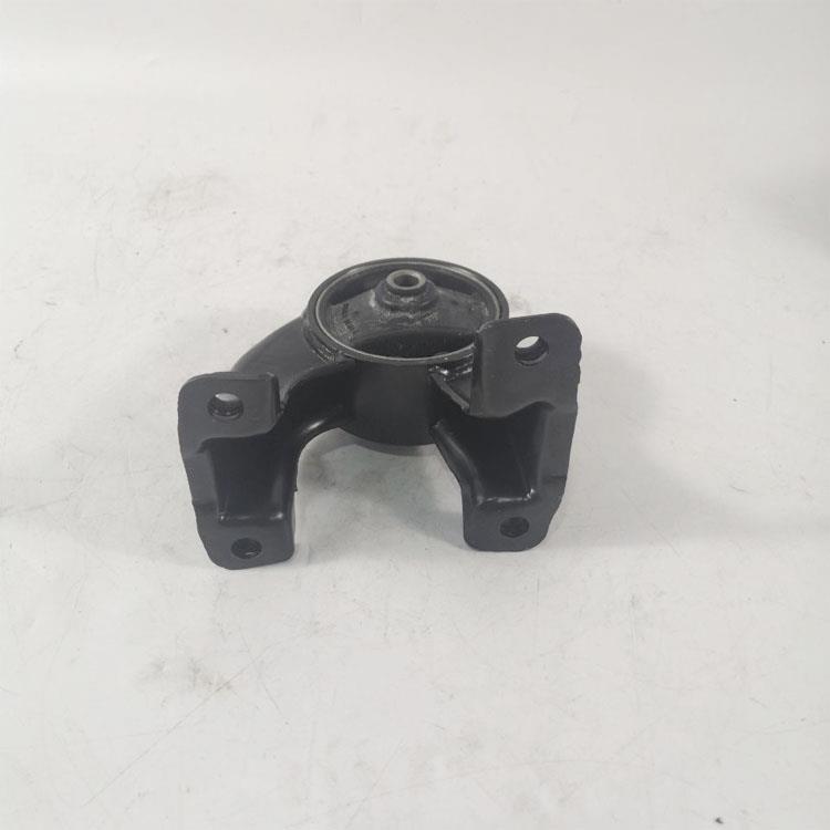 ENGINE MOUNTING