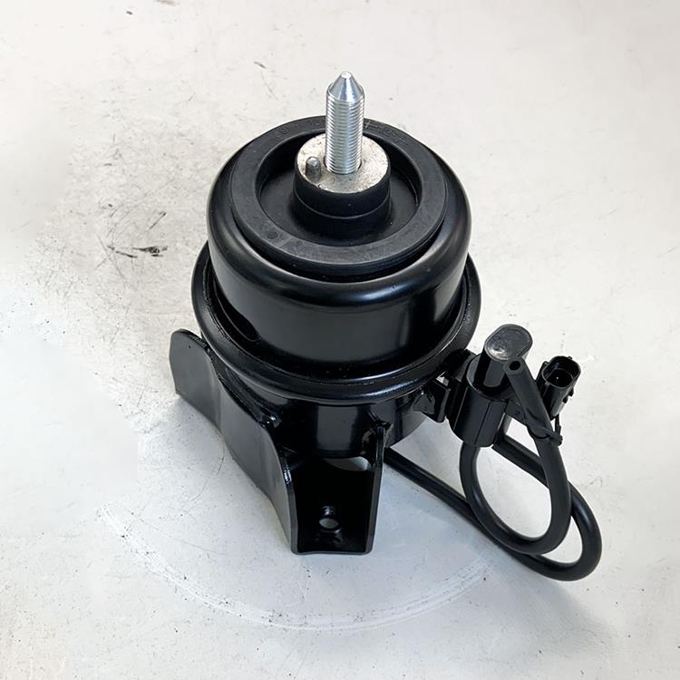 ENGINE MOUNTING