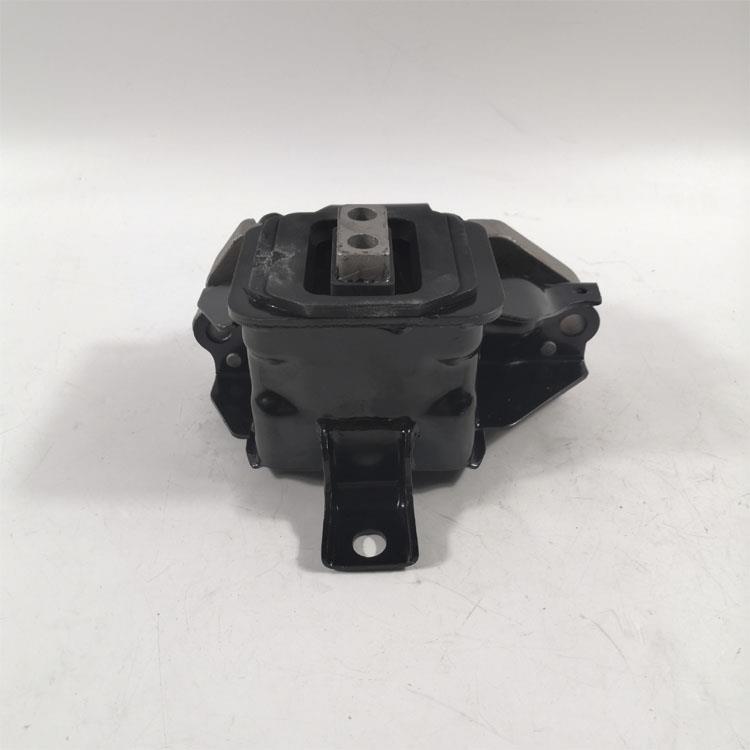 ENGINE MOUNTING