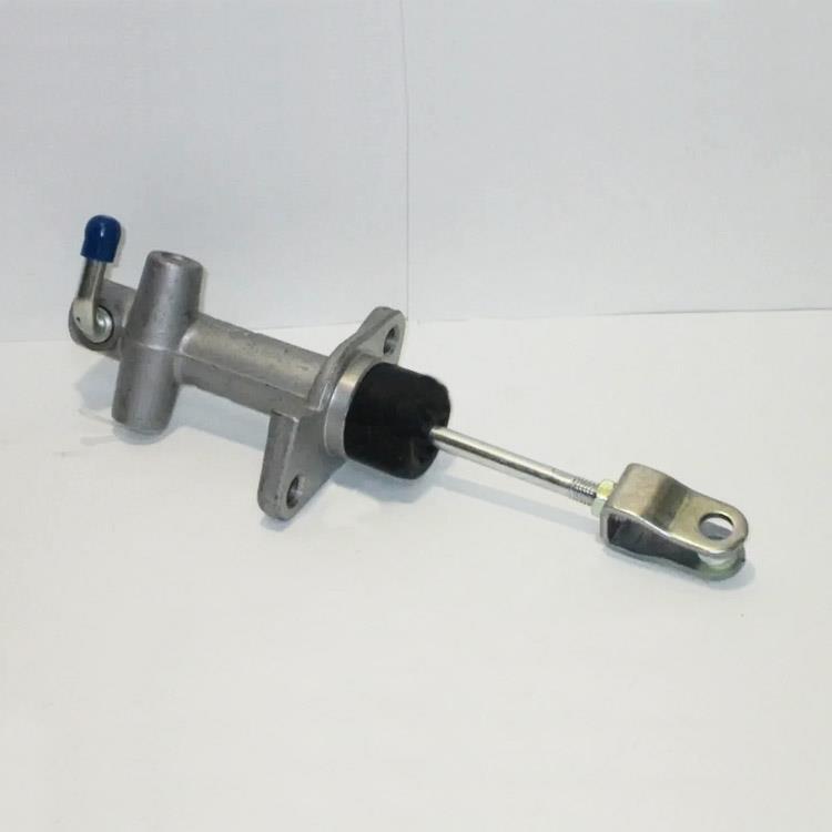 CLUTCH MASTER CYLINDER